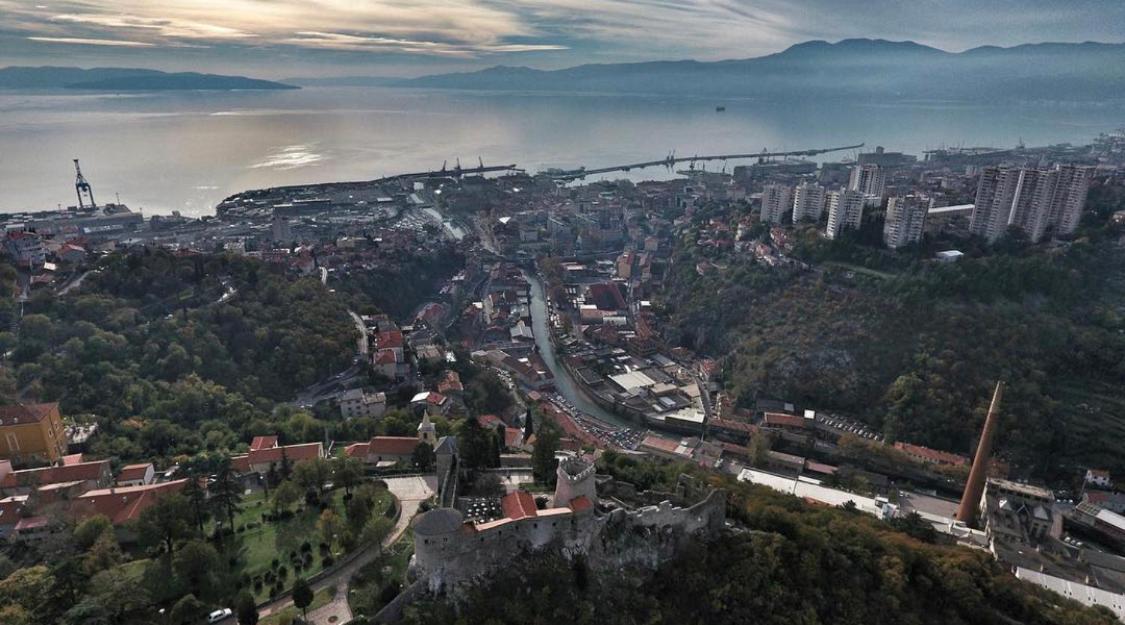 Linden Trsat With Balcony Appartement Rijeka Buitenkant foto