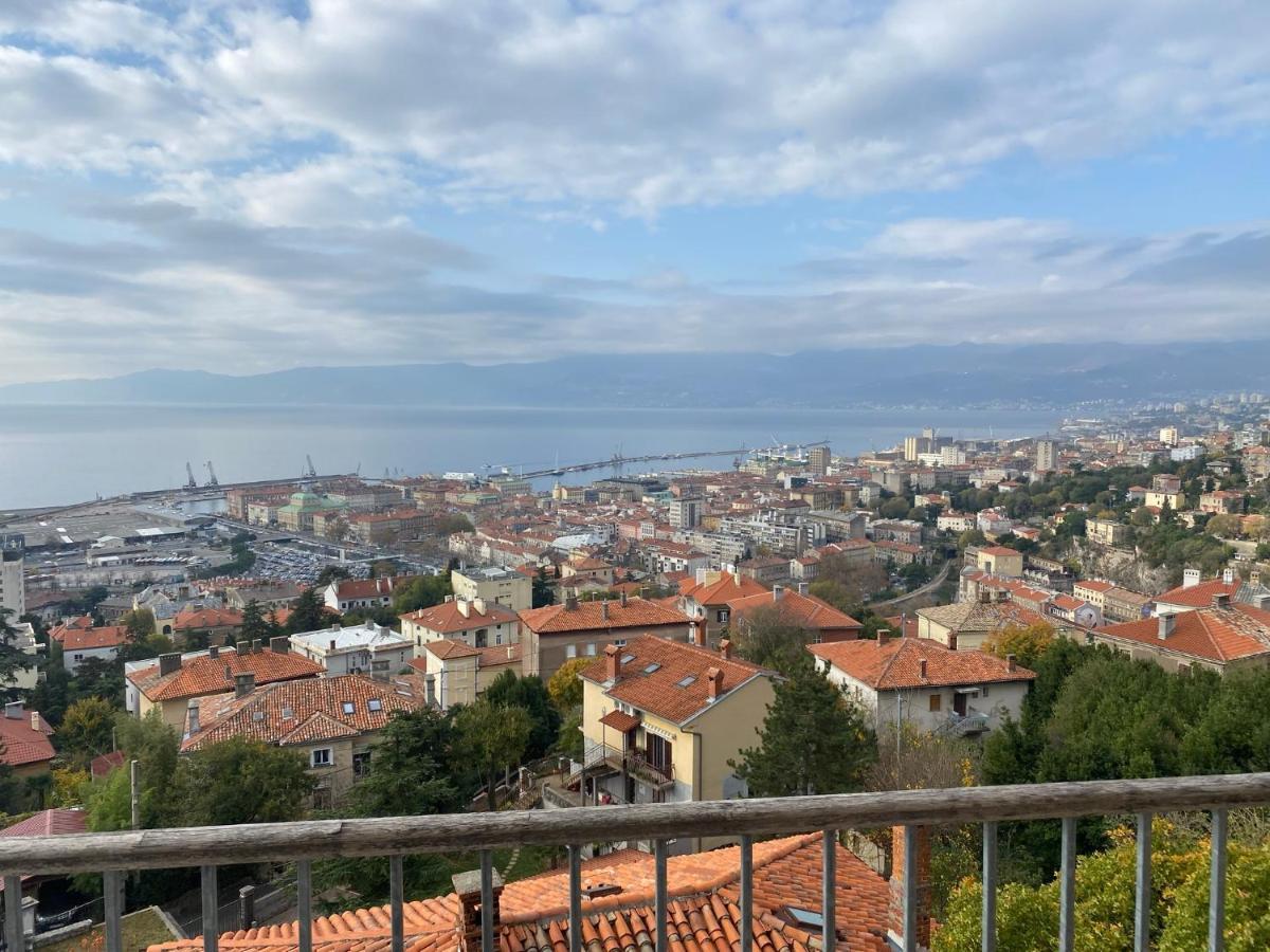 Linden Trsat With Balcony Appartement Rijeka Buitenkant foto